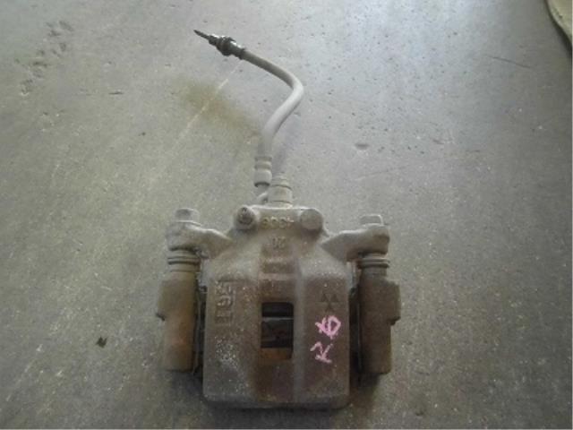 【中古】中古部品 フーガ Y50 右リアキャリパー 【3340180100-001647692444430】