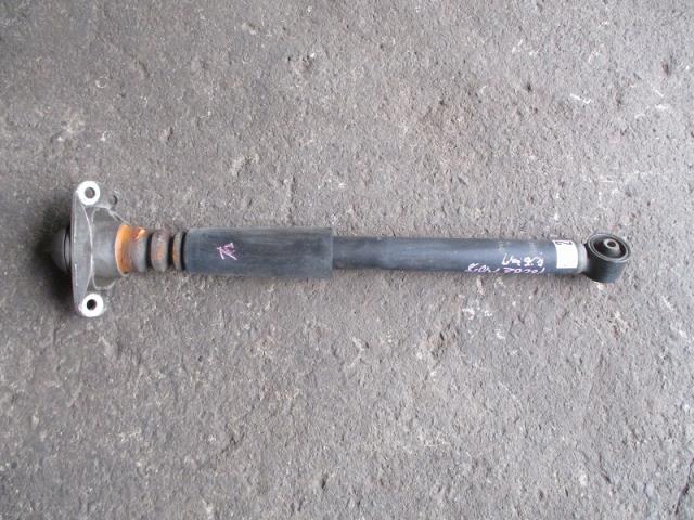 【中古】中古部品 VW ザ・ビートル 16CBZ 右リアショックアブソーバー 【3500080000-220901000350700】