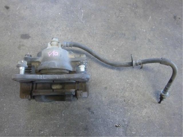 【中古】中古部品 モコ MG22S 右フロントキャリパー 【3340180100-001601373944330】