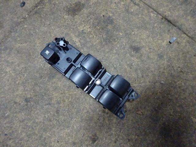 【中古】中古部品 ミラージュ A05A パワーウインドウスイッチ 【3310410000-000213079761900】