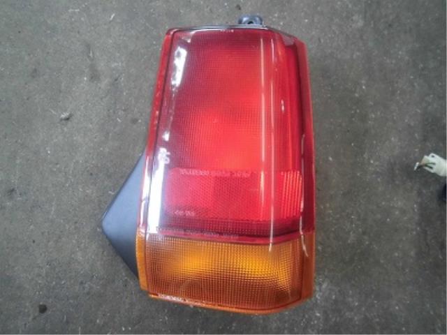 【中古】中古部品 アルト CR22S 右テールランプ 【3340180100-001587629015500】