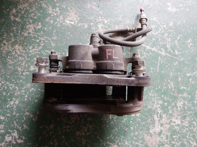 【中古】中古部品 レガシィ BRG 左フロントキャリパー 【3330810100-230131000644360】