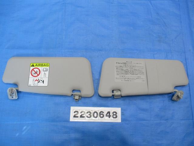 【中古】中古部品 ミラトコット LA550S サンバイザー 【3310040100-000223064877350】