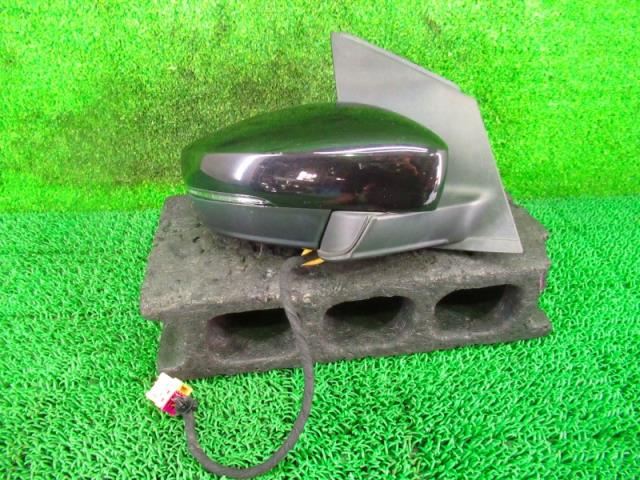 【中古】中古部品 VW ポロ 6RCBZ 右サイドミラー 【3330210100-000035012413500】