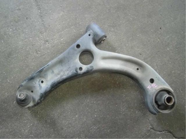【中古】中古部品 ミラ L275S 左フロントロアアーム 【3340180100-001574390251740】