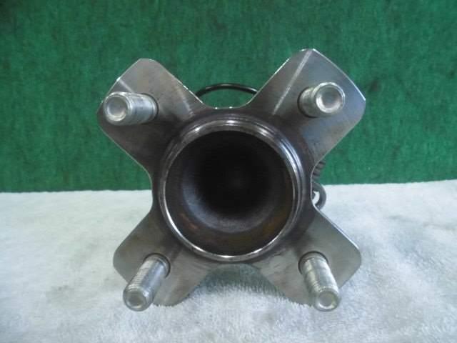 【中古】中古部品 N−BOX JF1 リアハブ 【3310420000-000002152944470】