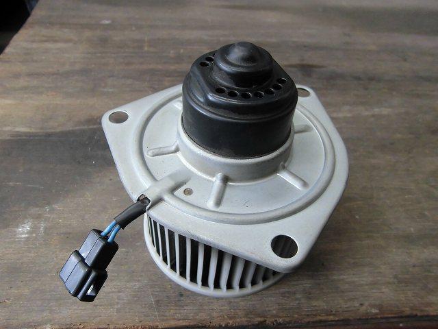 【中古】中古部品 ミラ L200S ヒーターブロアモーター 【3340180100-0009924124679...
