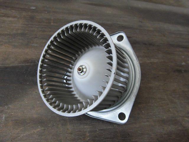 【中古】中古部品 ミラ L200S ヒーターブロアモーター 【3340180100-0009924124679...