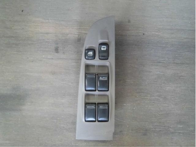 【中古】中古部品 サニー FB15 パワーウインドウスイッチ 【3340180100-001442204561900】