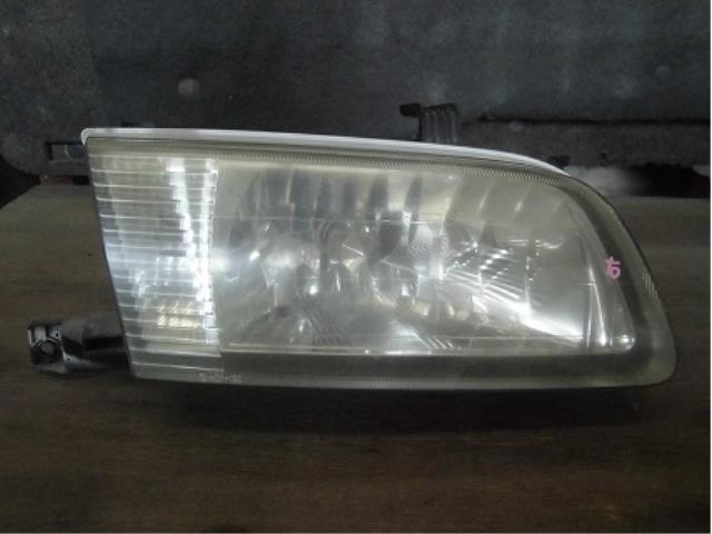 【中古】中古部品 サニー FB15 右ヘッドランプ 【3340180100-001442203310800】