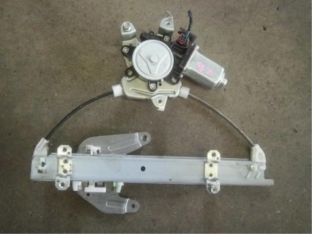 【中古】中古部品 ムラーノ TZ50 右リアドアレギュレータ・モーター 【3340180100-001713191213320】