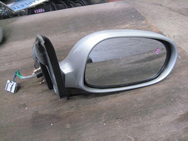 【中古】中古部品 サニー FB15 右サイドミラー 【3340180100-000907085213500】