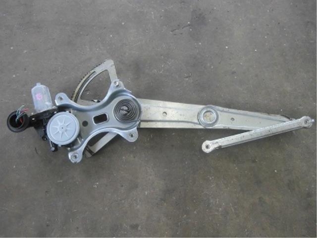 メーカー トヨタ 車名 ポルテ 型式類別 12540-0001 グレード 1300 130I 認定型式 CBA-NNP10 車両タイプ 3ドアハッチバック 年式 H20/12 シフト 駆動 通称型式 エンジン型式 2NZ-FE ミッション型式 アクスル型式 03A 車体色 車体色No 1E7 トリム色No FB41 走行距離(Km) メーカー純正品番 部品メーカー品番 保証 0ヶ月/0km 付加情報 レギュレター付 商品情報 ※純正番号およびモデル番号は参考としてください。※リビルト部品を購入される際のお願い【再生部品】と表示されているものをリビルト部品と呼んでいます。リビルト部品の場合には、交換時に取り外した部品をご返却していただく場合があります。詳しくはこちら※大物商品(ドア・ボンネット・バンパー等)は個人宅への配送ができない場合がございます。その場合、最寄りの配送業者支店止め等の対応となりますので、あらかじめご了承ください。 ページ上部へ【中古】中古部品 ポルテ NNP10 右フロントドアレギュレータ・モーター 【3340180100-001532776613120】