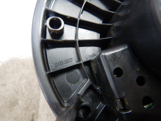 【中古】中古部品 ヴェルファイア ANH20W ヒーターブロアモーター 【3330810100-23...