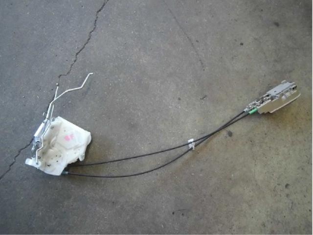 樂天商城 - 【中古】中古部品 アルト HA25S 右フロントドアロックソレノイド 【3340180100-001395658564550】