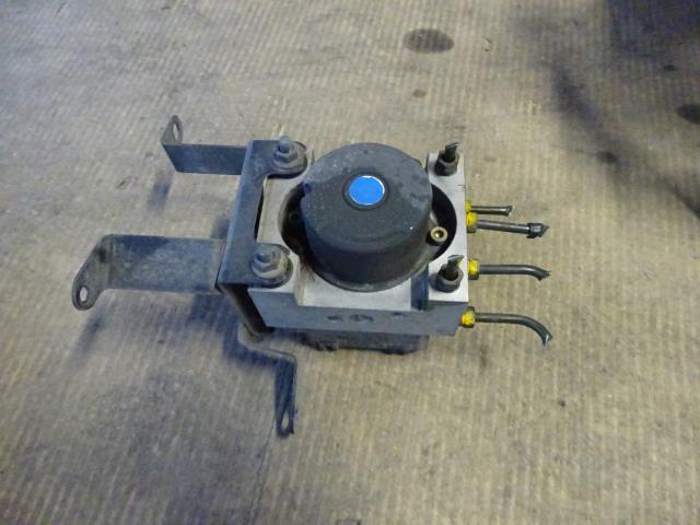 【中古】中古部品 フィット GD1 ABSアクチュエーター 【3310410000-000223070142500】