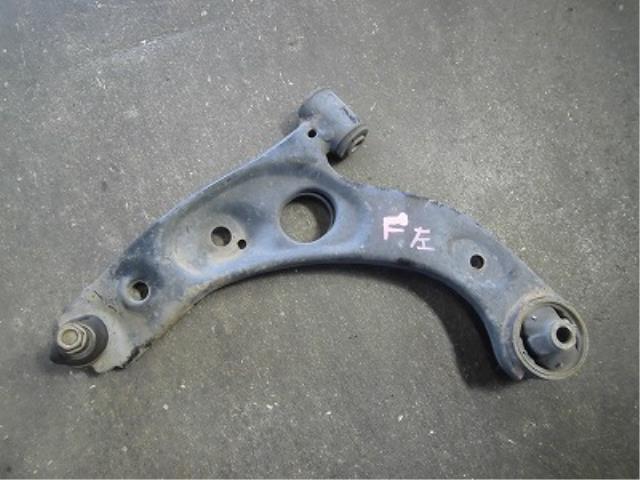 【中古】中古部品 ミラ L250S 左フロントロアアーム 【3340180100-001457694651740】