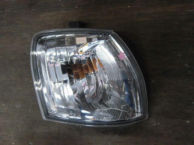 【中古】中古部品 デミオ DW3W 右クリアランスランプ 【3340180100-001044761611000】