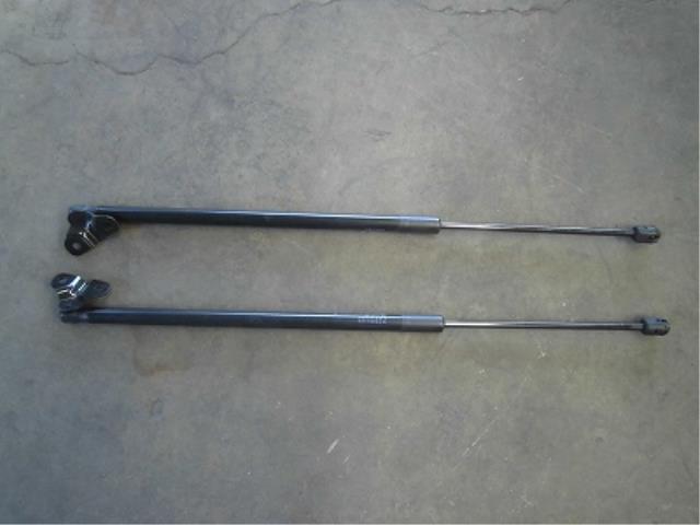 【中古】中古部品 モコ MG33S バックドアダンパー 【3340180100-001527821677250】