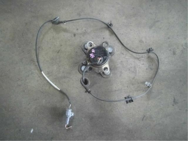 【中古】中古部品 ムーヴ L175S リアハブ 【3340180100-001677916144470】