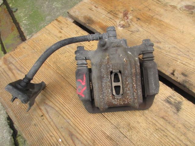 【中古】中古部品 ステップワゴン RF1 右リアキャリパー 【3310190100-001275042144430】