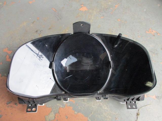 Speedometer - 【中古】中古部品 フィット GP5 スピードメーター 【3310190100-001690305461400】