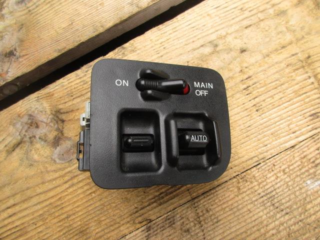 【中古】中古部品 ステップワゴン RF1 パワーウインドウスイッチ 【3310190100-001275041661900】