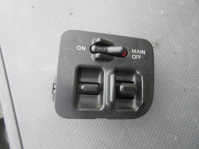 【中古】中古部品 ステップワゴン RF1 パワーウインドウスイッチ 【3310190100-001178121861900】