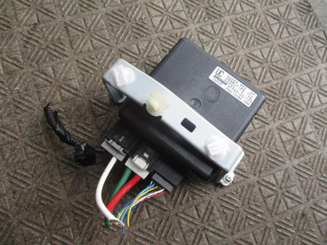 【中古】中古部品 フィット GE6 PSコンピューター 【3310190100-001375838363500】
