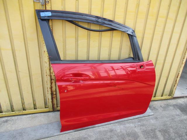 【中古】中古部品 フィット GP5 右フロントドア 【3310190100-001690306913100】