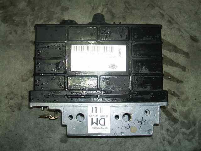 【中古】中古部品 アウディ 80 8CABC エンジンコンピューター 【3310190100-000535431063100】