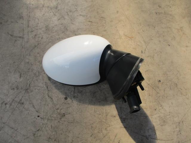 【中古】中古部品 BMW ミニ RA16 右サイドミラー 【3310190100-001636860513500】