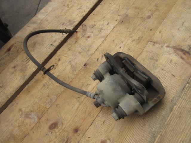 【中古】中古部品 ハイゼット S200P 左フロントキャリパー 【3310190100-001236858944360】