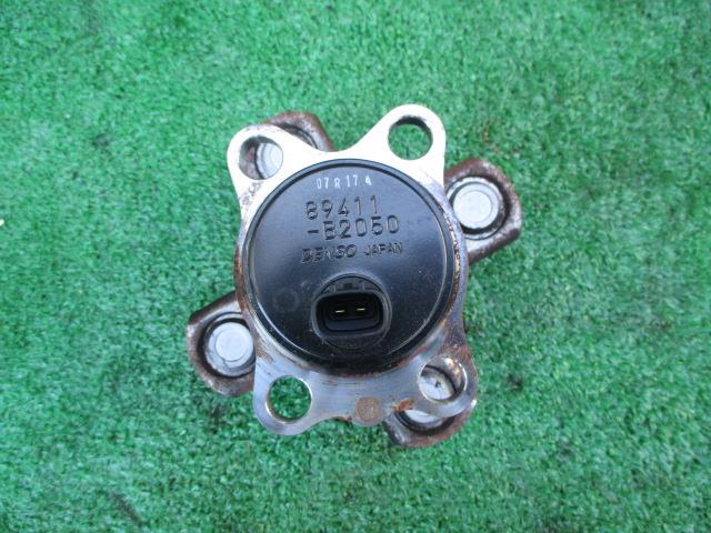 【中古】中古部品 ムーヴ LA100S リアハブ 【3310190100-001571628844470】(2.0)