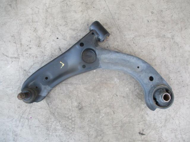 【中古】中古部品 ムーヴ L175S 左フロントロアアーム 【3310190100-001649343051740】