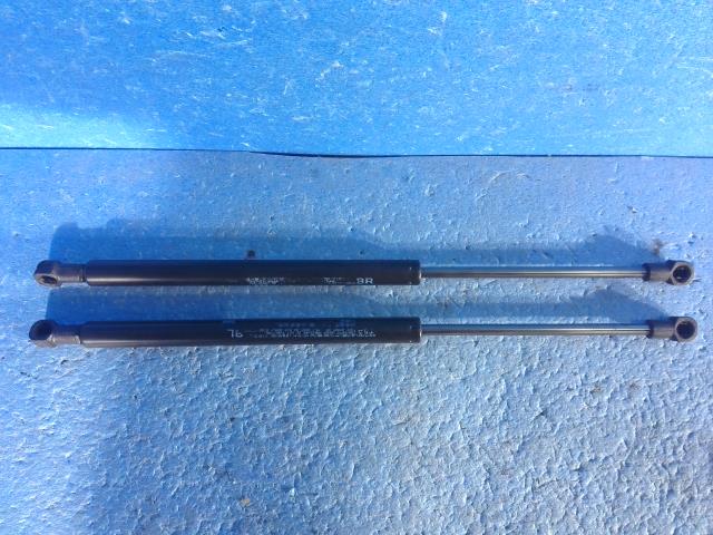 【中古】中古部品 フィット GK5 バックドアダンパー 【3310390100-230215000577250】