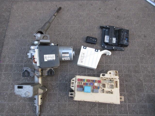 【中古】中古部品 タント LA600S エンジンコンピューター 【3310190100-001400484263100】