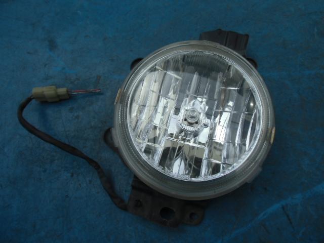【中古】中古部品 ムーヴ L900S 右フォグランプ 【3310190100-000998372310850】