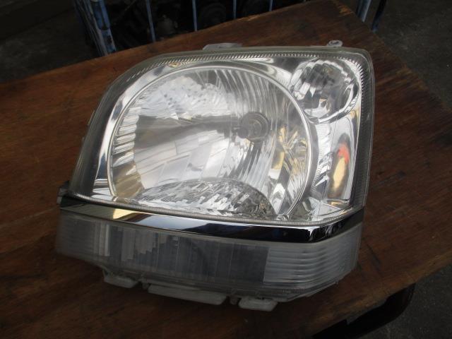 【中古】中古部品 ムーヴ L150S 左ヘッドランプ 【3310190100-001520404610900】