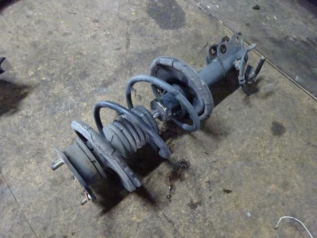 【中古】中古部品 ステージア WGC34 左フロントストラット 【3310410000-000223079450210】