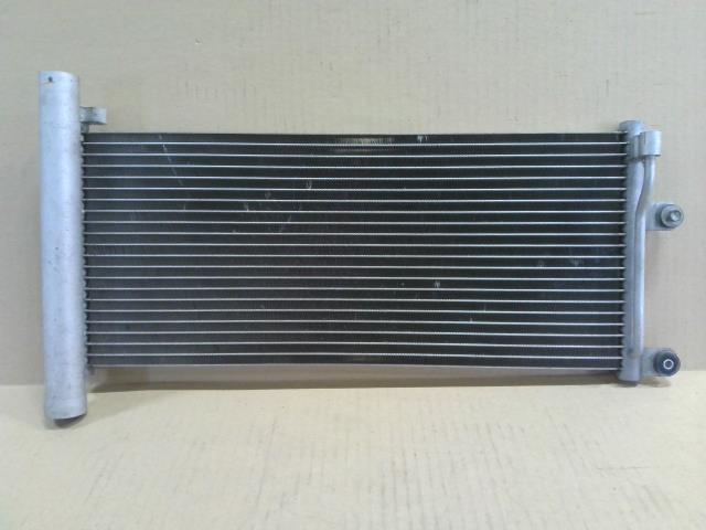 【中古】中古部品 キャリィ DA16T コンデンサー 【3340220100-000223063560600】