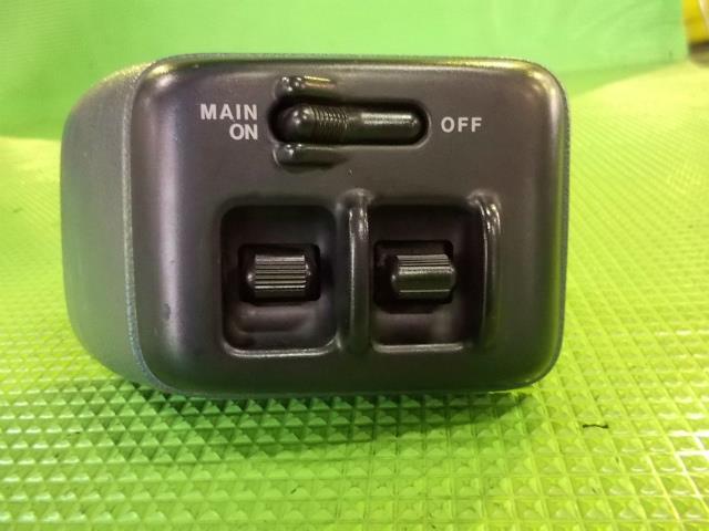 【中古】中古部品 トゥデイ JA4 パワーウインドウスイッチ 【3340220100-001105811561900】