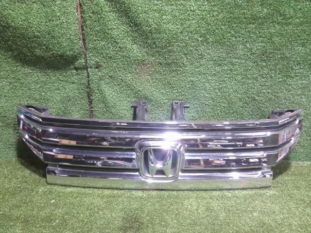 【中古】中古部品 ステップワゴン RK5 ラジエータグリル 【3260300000-230317000110400】