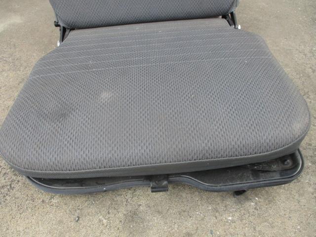 【中古】中古部品 ハイゼット S510P アシスタントシート 【3310190100-00022303557...