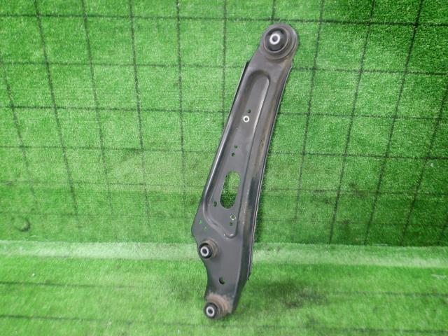 【中古】中古部品 デイズ B46W 右リアロアアーム 【3330420100-230405000251820】