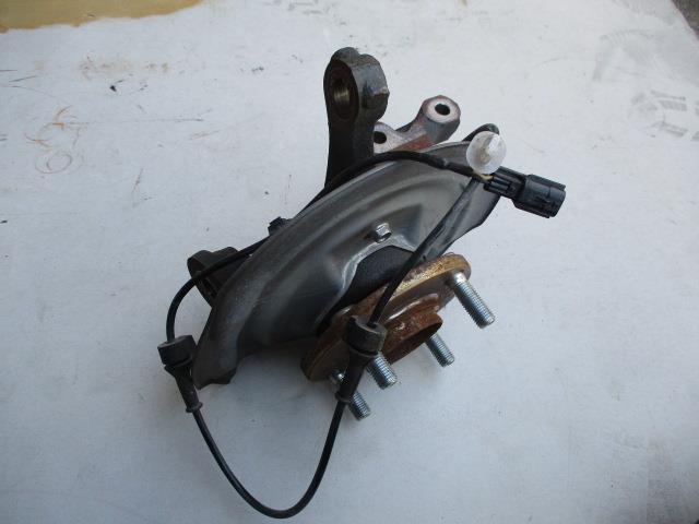 【中古】中古部品 デイズ B21W 右フロントナックルハブ 【3310190100-001553744844310】