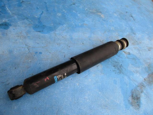 【中古】中古部品 NV350キャラバン VW2E26 左フロントショックアブソーバー 【3310190100-001298678750600】