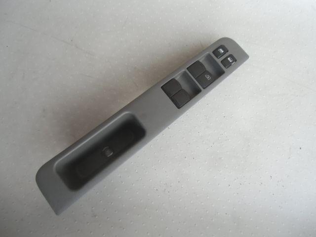 【中古】中古部品 キューブ YZ11 パワーウインドウスイッチ 【3310190100-000981803561900】