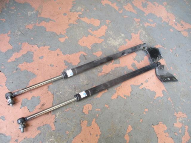 【中古】中古部品 プレジデント JG50 フードダンパー 【3310190100-001689168510510】