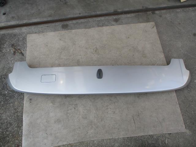 E51 エルグランド 大型リアスポイラー E52 オーテック大型リア